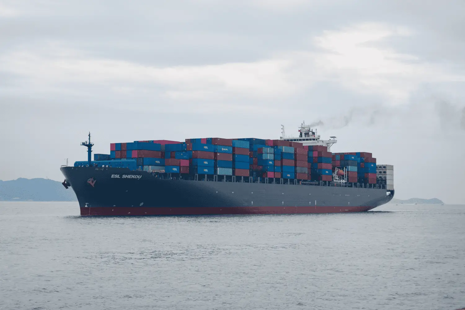 Emirates cargo and shipping operations